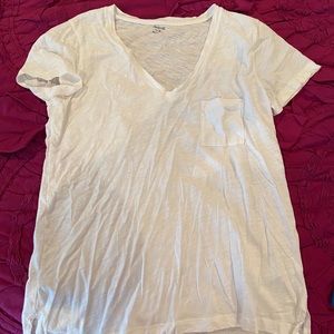 Madewell V-neck tshirt
